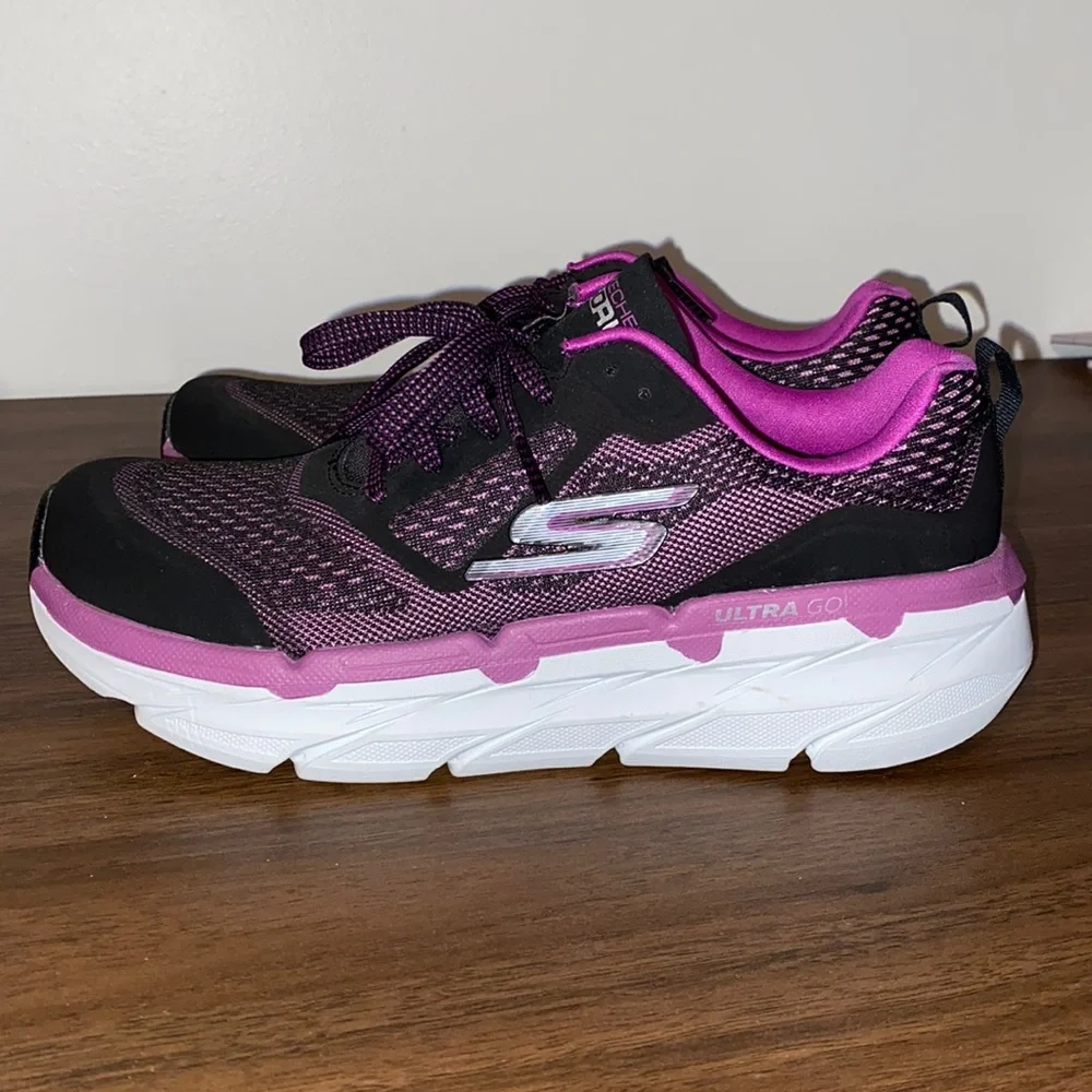 New Women's Skechers Goga Mat Running Purple Shoes - Picture 1 of 7